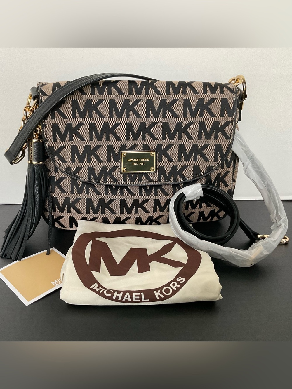Michael Kors Canvas Jet Set Black/Tan MK Logo Crossbody Md Tassel Conv $258